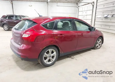 2014 Ford Focus Se z USA, uszkodzony, nr VIN 1FADP3K28EL361002